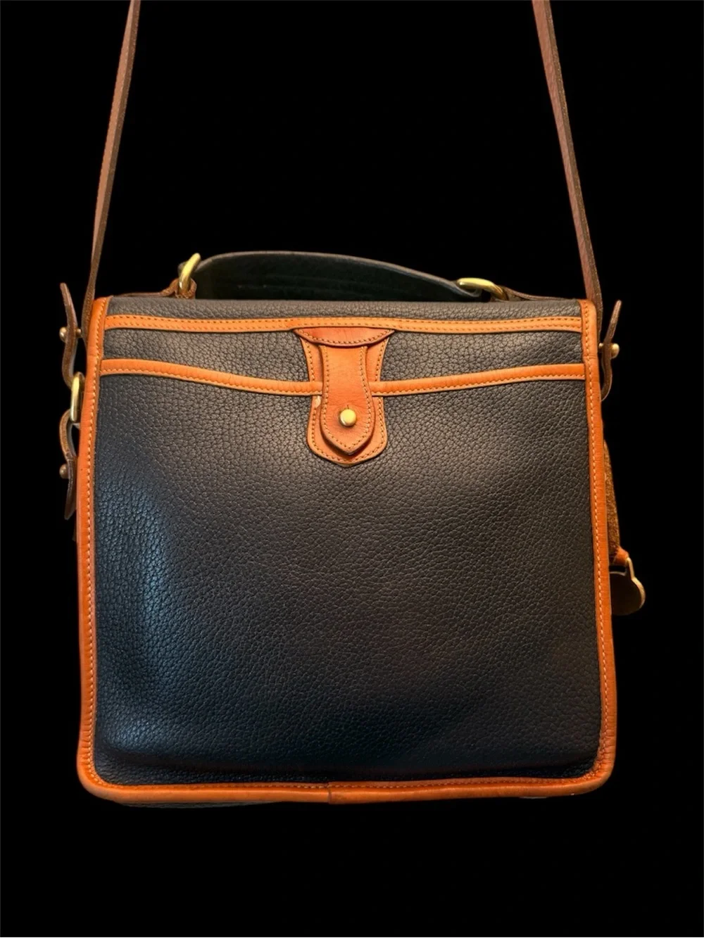 Vintage Dooney & Bourke All-Weather Leather Surrey Carrier bag